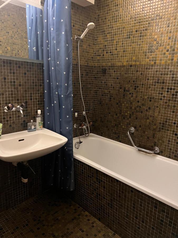 Easyroombasel Ngoại thất bức ảnh